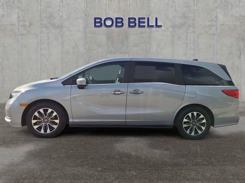 Used 2024 Honda Odyssey EX-L image 2