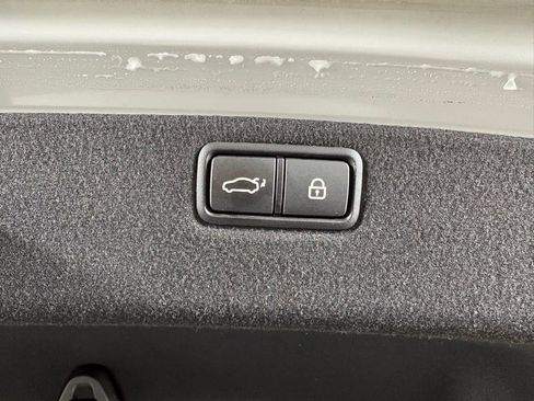 Used 2019 Genesis G80 5.0 Ultimate RWD image 54
