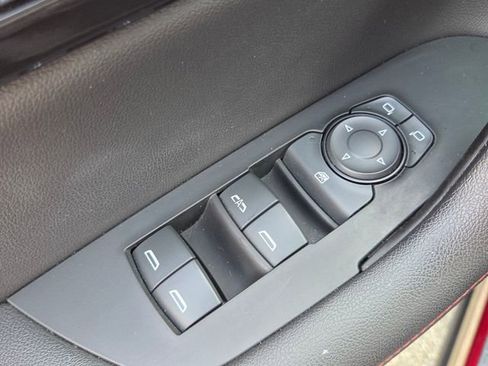 Used 2020 Chevrolet Blazer RS AWD/4WD image 25