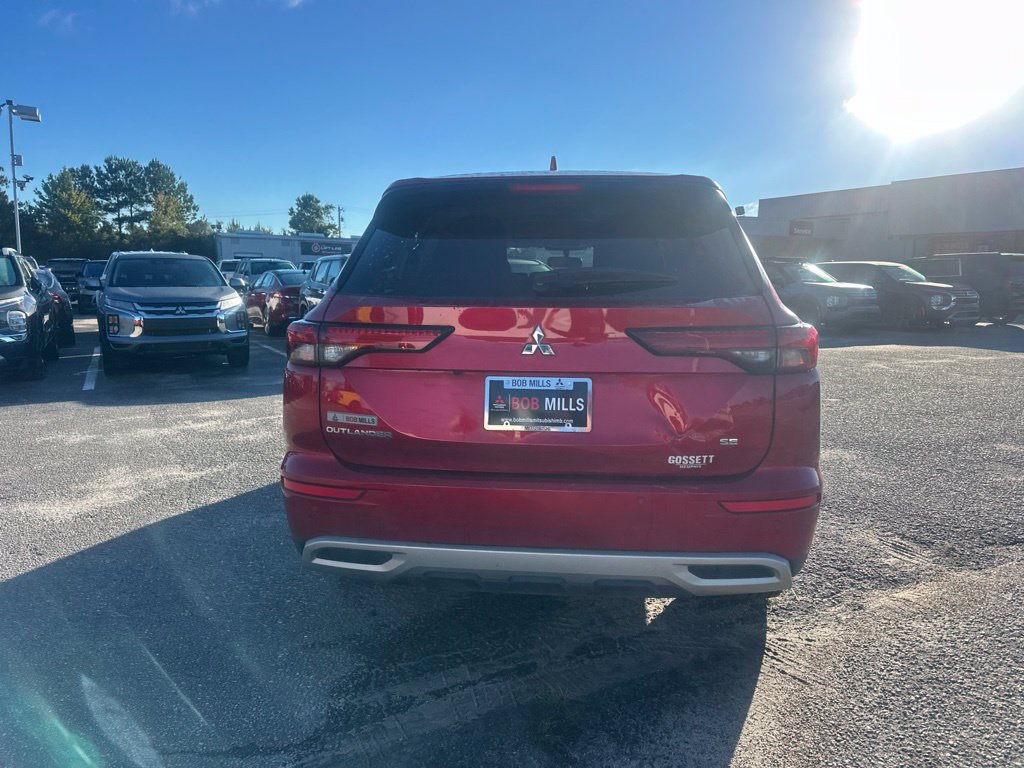 Used 2024 Mitsubishi Outlander SE FWD image 4