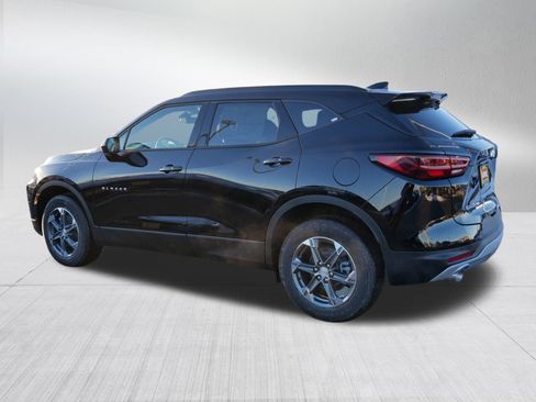 New 2026 Chevrolet Blazer LT w/ Convenience Package image 2