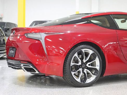 Used 2022 Lexus LC 500 Coupe w/ Dynamic Handling Package image 11