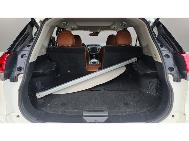 Used 2019 Nissan Rogue SL w/ Premium Package AWD/4WD image 16