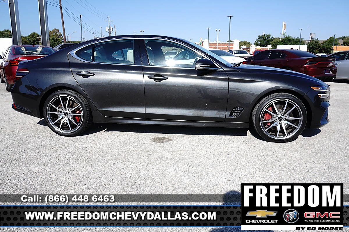 Used 2025 Genesis G70 2.5T RWD image 41