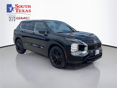 Used 2023 Mitsubishi Outlander SEL image 1