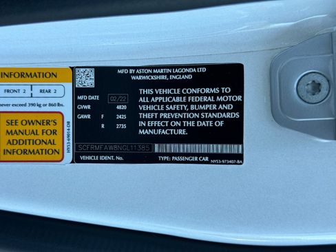 Used 2022 Aston Martin DB11 Coupe image 43