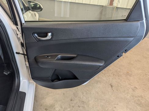 Used 2020 Kia Optima LX FWD image 33