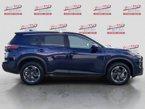 Used 2024 Nissan Rogue SV FWD image 6