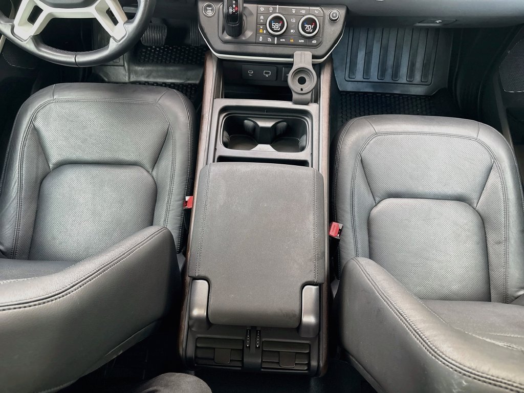 Used 2023 Land Rover Defender 90 S AWD/4WD image 16