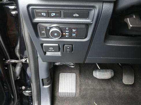 Used 2021 Ford F150 Lariat AWD/4WD image 16