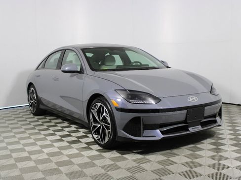 Used 2024 Hyundai Ioniq 6 SEL RWD image 12
