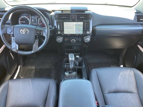 Used 2024 Toyota 4Runner TRD Off-Road Premium AWD/4WD image 16
