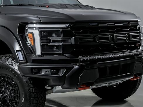 Used 2025 Ford F150 Raptor w/ Equipment Group 803A Raptor R AWD/4WD image 3