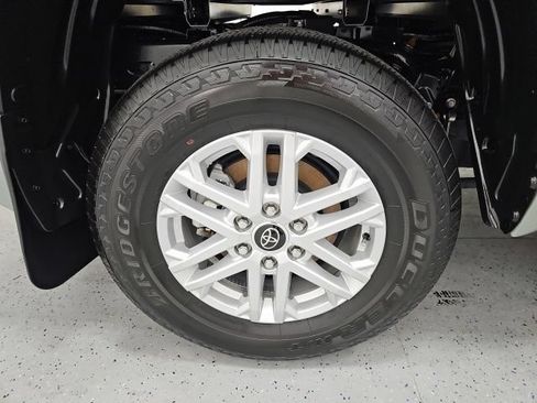 Used 2024 Toyota Tundra SR5 AWD/4WD image 8