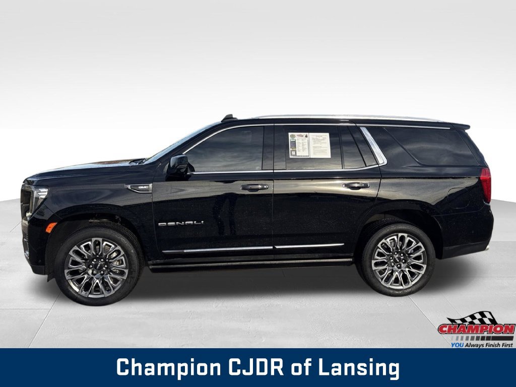 Used 2024 GMC Yukon Denali Ultimate AWD/4WD image 4
