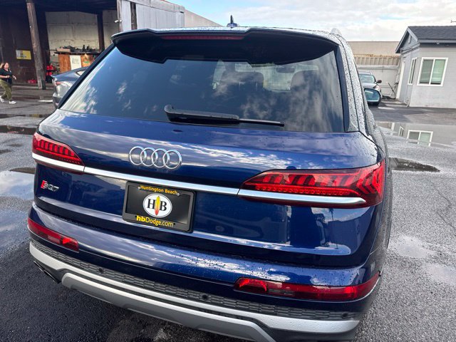 Used 2022 Audi SQ7 Prestige w/ Prestige Package AWD/4WD image 6