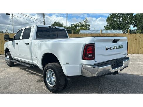 Used 2026 RAM 3500 Tradesman AWD/4WD image 3