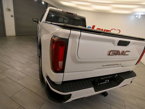 Used 2021 GMC Sierra 1500 Denali AWD/4WD image 3