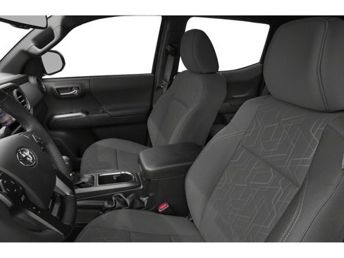 Used 2019 Toyota Tacoma TRD Off-Road AWD/4WD image 6