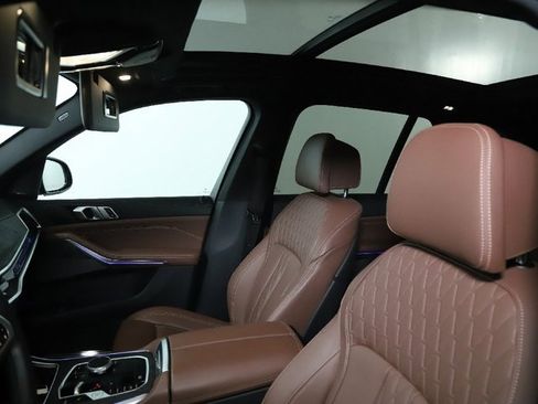 Certified 2024 BMW X5 xDrive40i w/ M Sport Package image 18