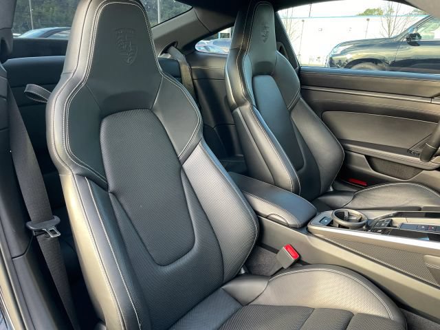 Used 2020 Porsche 911 Carrera 4S w/ Sport Package AWD/4WD image 6