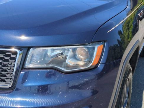 Used 2017 Jeep Grand Cherokee Limited w/ Trailer Tow Group IV AWD/4WD image 9