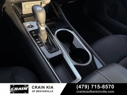 Used 2024 Nissan Altima 2.5 SV FWD image 19