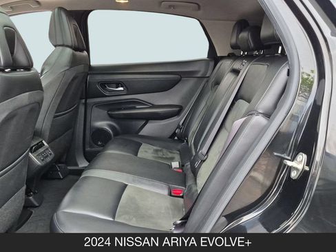 Used 2024 Nissan Ariya FWD image 17