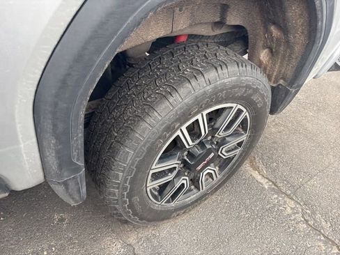 Used 2022 GMC Sierra 2500 Denali w/ Denali Ultimate Package image 14