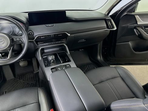 Used 2025 MAZDA CX-90 3.3 Turbo w/ Preferred Package AWD/4WD image 19