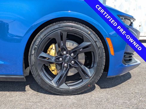 Used 2020 Chevrolet Camaro SS w/ LPO, Camaro Logo Package image 11