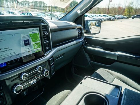 Used 2024 Ford F150 XLT image 39