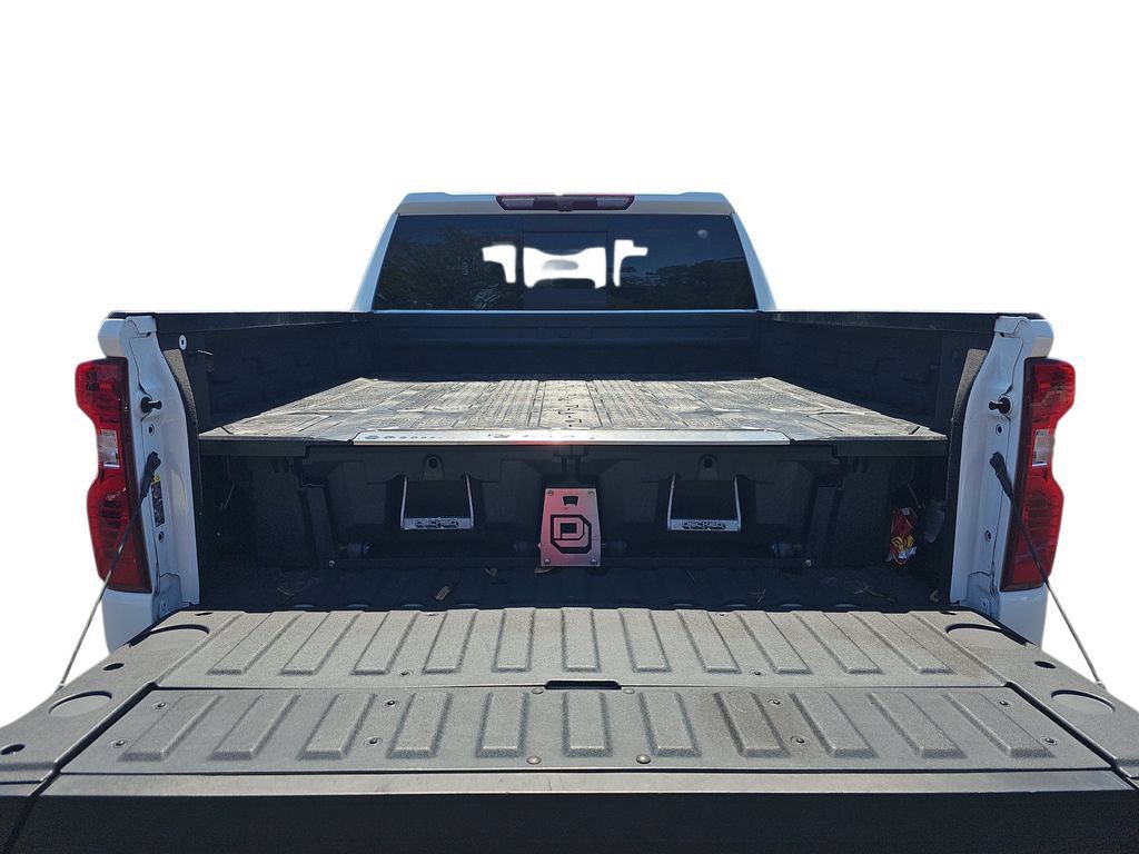 Used 2022 Chevrolet Silverado 1500 LT AWD/4WD image 29