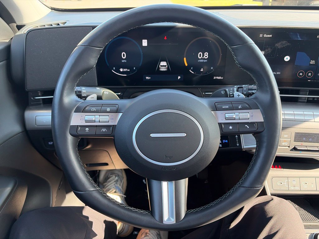Used 2024 Hyundai Kona Limited AWD/4WD image 17