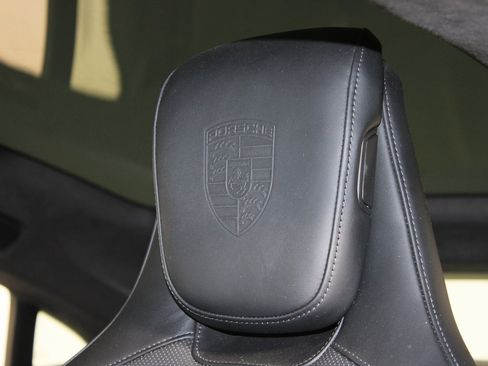 Used 2020 Porsche Taycan Turbo image 20