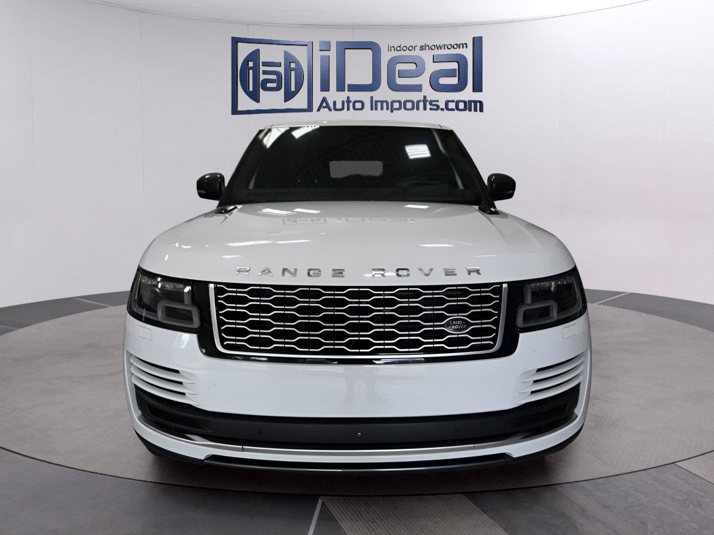 Used 2018 Land Rover Range Rover Supercharged AWD/4WD image 8