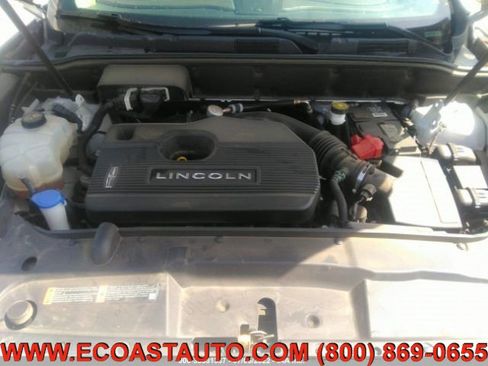 Used 2019 Lincoln Nautilus Reserve image 5