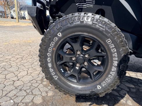 Used 2012 Jeep Wrangler Sport image 28