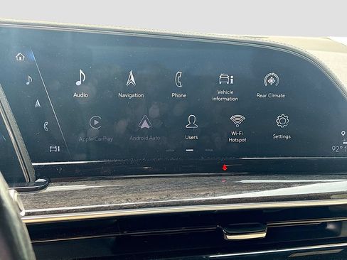 Used 2022 Cadillac Escalade Premium Luxury AWD/4WD image 15