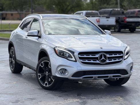 Used 2019 Mercedes-Benz GLA 250 image 3