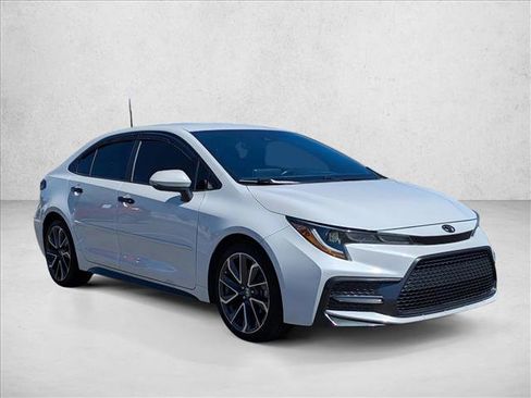 Used 2020 Toyota Corolla SE w/ Carpet Mat Package (TMS) image 3