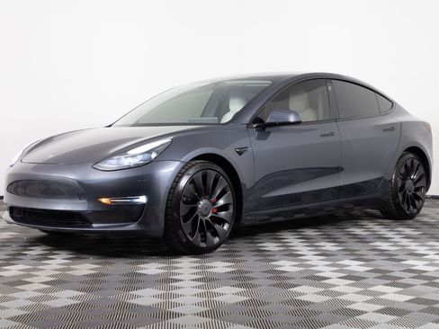 Used 2021 Tesla Model 3 Performance image 1