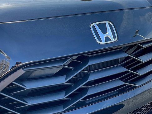 Used 2024 Honda HR-V Sport image 34