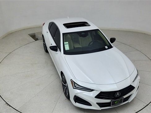 Used 2025 Acura TLX w/ Technology Package image 75