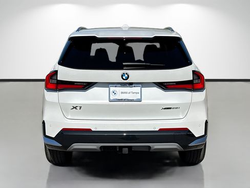 New 2026 BMW X1 xDrive28i w/ Convenience Package AWD/4WD image 4