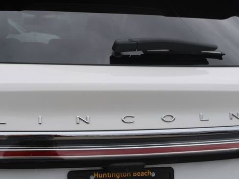 Used 2023 Lincoln Nautilus Reserve w/ Equipment Group 201A AWD/4WD image 6