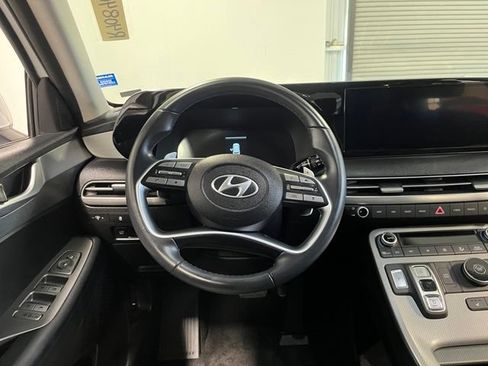 Used 2025 Hyundai Palisade SEL FWD image 22