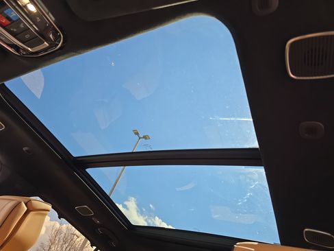 Used 2023 Jeep Grand Wagoneer L Series III w/ Rear Seat Video Group 1 image 31