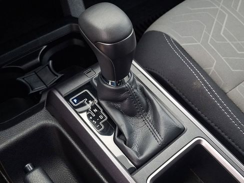 Used 2023 Toyota Tacoma TRD Sport w/ Technology Package image 14