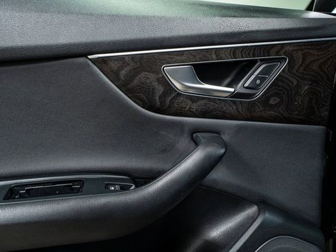 Used 2020 Audi Q8 Premium w/ Black Optic Package image 53